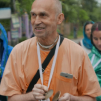 Избранные письма-подношения на Вьяса-пуджу Его Божественной Милости Шри Шримад Мурали Мохану Махараджу Избранные письма-подношения на Вьяса-пуджу Его Божественной Милости Шри Шримад Мурали Мохану Махараджу