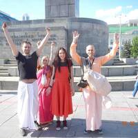 2016-05-20 Харинама в Екатеринбурге в Нрисимха-Чатурдаши и посвящение в ученицы Лаванги Манджари д.д. 2016-05-20 Харинама в Екатеринбурге в Нрисимха-Чатурдаши и посвящение в ученицы Лаванги Манджари д.д.